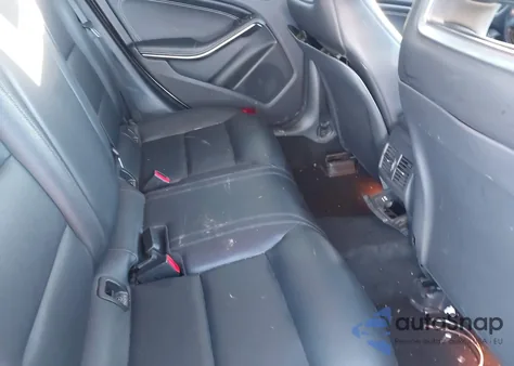 2014 Mercedes-Benz Cla 250 z USA, uszkodzony, nr VIN WDDSJ4EB7EN051664